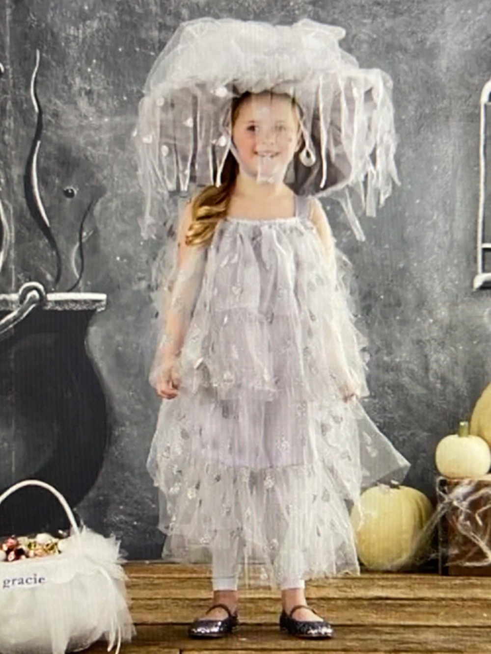 Like new! Pottery Barn Kids Halloween Costume Sz 3T Silver Metallic